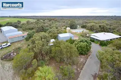 235 McLennan Drive, Nowergup WA 6032