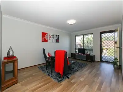 Sixth view of Homely villa listing, 10/5 Kitchener Road, Melville WA 6156
