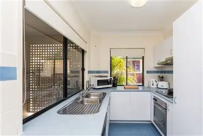 Fourth view of Homely unit listing, 4/19 Downs Street, Redcliffe QLD 4020