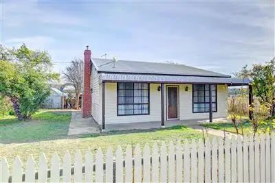 1820 Glenelg Highway, Smythesdale VIC 3351