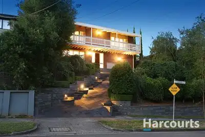 39 Booyan Crescent, Greensborough VIC 3088