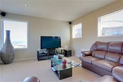Seventh view of Homely villa listing, 2/16 Skala Road, Tranmere TAS 7018