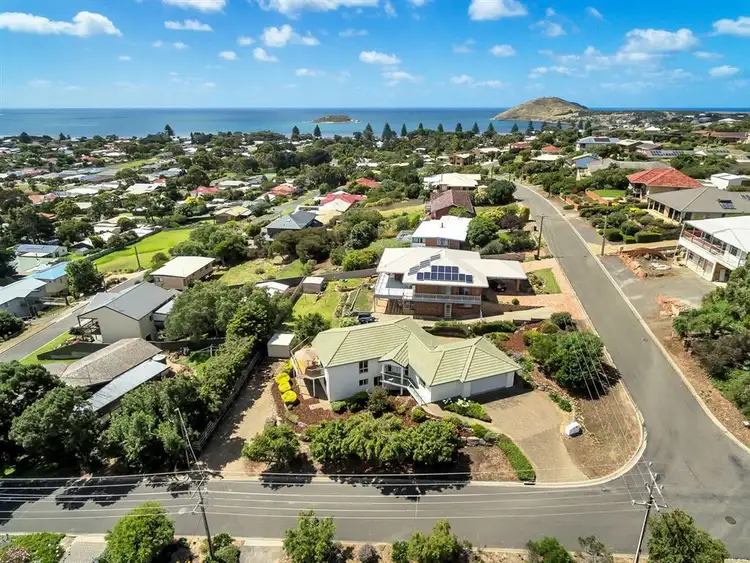 34 Clive Avenue, Encounter Bay SA 5211