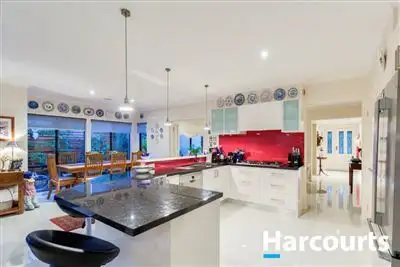 Fifth view of Homely house listing, 2 Rouge Mews, Narre Warren South VIC 3805