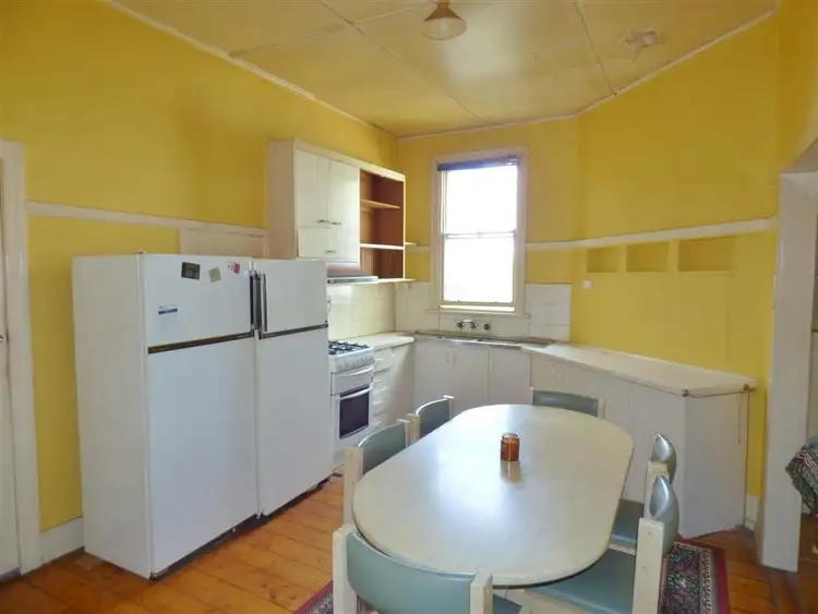 Sixth view of Homely house listing, 10 Edward Street, Horsham VIC 3400