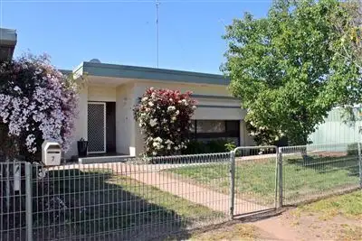 7 Broad Lane, West Wyalong NSW 2671