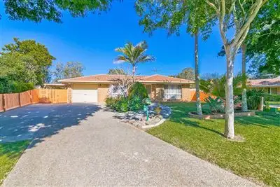 12 Berendt Court, Meadowbrook QLD 4131