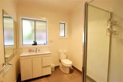 Fifth view of Homely unit listing, 1/13/15 Gray Street, Wangaratta VIC 3677