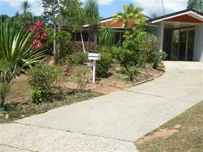 5 Gillian Close, Smithfield QLD
