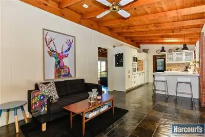 5 Nayook Grove, Happy Valley SA 5159