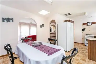 Fifth view of Homely house listing, 2 Angus Court, Renown Park SA 5008