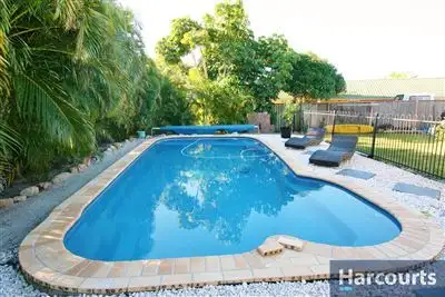 Second view of Homely house listing, 8 Tuna Crt, Sandstone Point QLD 4511