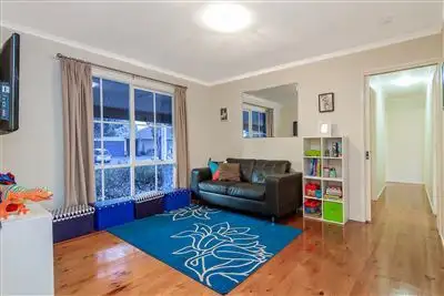 Seventh view of Homely house listing, 8 Baillie Court, Frankston VIC 3199