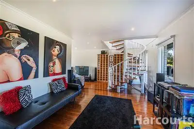 Second view of Homely house listing, 10 Elisdon Drive, Seaford VIC 3198