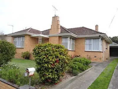 9 Mackay Street, Ararat VIC 3377