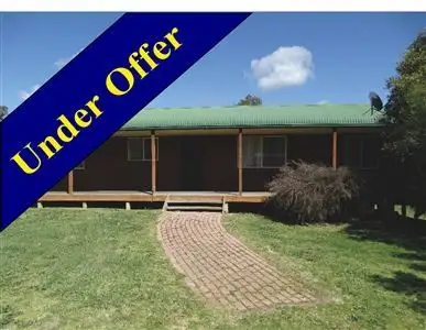 3 Tokes Crescent, Dartmouth VIC 3701
