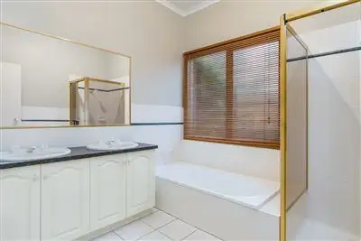 Fifth view of Homely house listing, 4 Gilda Court, Rowville VIC 3178