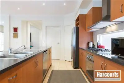 Fifth view of Homely house listing, 20 Don Collins Way, Berwick VIC 3806