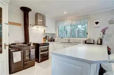 2280 Glenelg Highway, Scarsdale VIC 3351