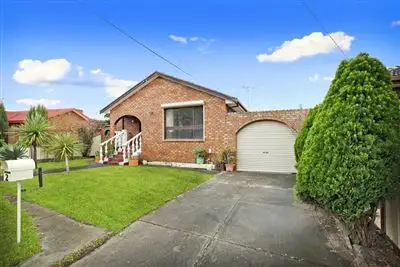 Main view of Homely house listing, 2 Gunsynd Close, Thomastown VIC 3074