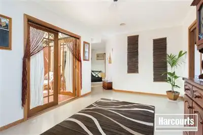 Fifth view of Homely house listing, 107 Earlsfield Drive, Berwick VIC 3806