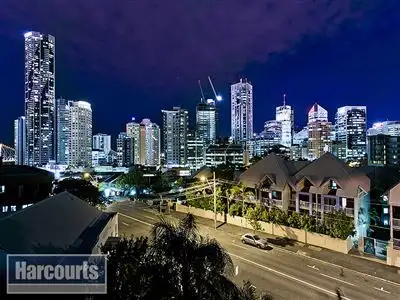 Main view of Homely unit listing, 5/247 Boundary Street, Spring Hill QLD 4000