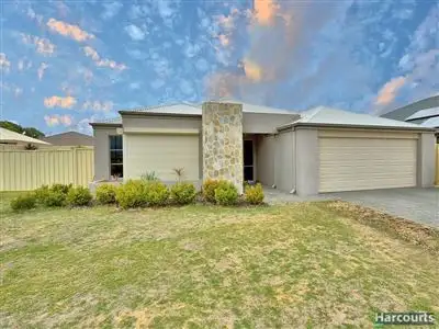 8 Pelora View, Lakelands WA 6180