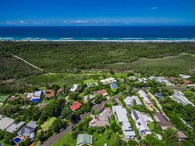 Third view of Homely villa listing, 2/50 Paterson Street, Byron Bay NSW 2481