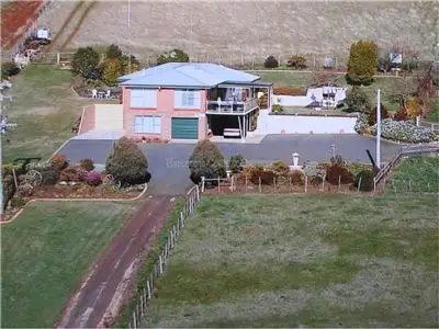 243 Penguin Road, West Ulverstone TAS 7315