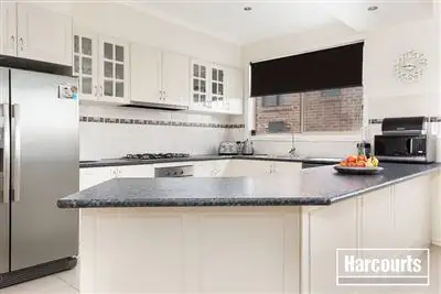 Fifth view of Homely house listing, 9 Tennyson Close, Berwick VIC 3806