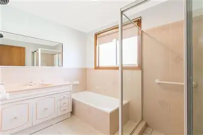 Fifth view of Homely villa listing, 9/183 Tongarra Road, Albion Park NSW 2527