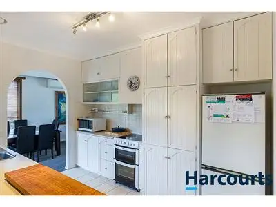 Sixth view of Homely house listing, 10 Margaret Street, Warragul VIC 3820