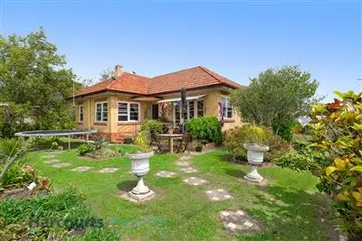 Second view of Homely house listing, 28 Maryborough Terrace, Scarborough QLD 4020