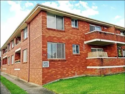 4/86 Dumaresq Street, Campbelltown NSW 2560