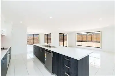 Seventh view of Homely house listing, 10 Trafalgar Court, Southside QLD 4570