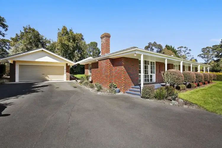 260 Warburton Highway, Wandin North VIC 3139