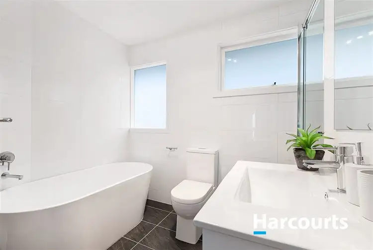 Fourth view of Homely house listing, 5 Natalie Court, Thomastown VIC 3074