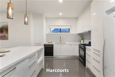 Fifth view of Homely townhouse listing, 1/3 Portrush Grove, Mornington VIC 3931