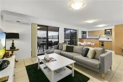 Main view of Homely unit listing, 10/93 Waminda Street, Morningside QLD 4170