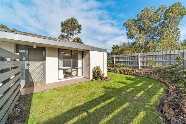 4/4 Oakland Street, Mornington VIC 3931