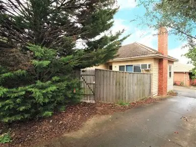 Main view of Homely unit listing, 1/18 Arnott Street, Clayton VIC 3168