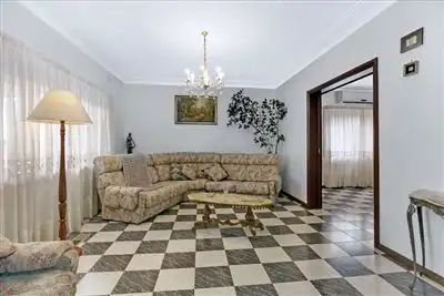 Fifth view of Homely house listing, 1 Cutler Court, Lalor VIC 3075