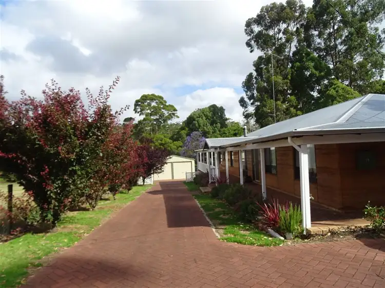 8 Kennedy Street, Pemberton WA 6260