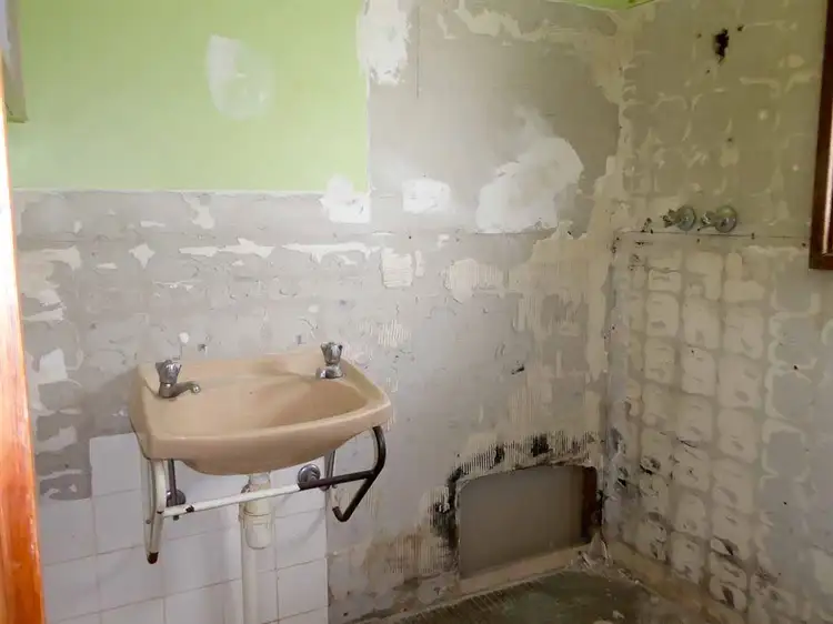 Fourth view of Homely house listing, 2 Dimboola Court, Craigmore SA 5114