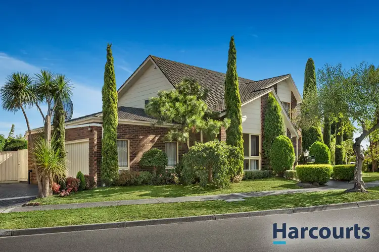 108 Fraser Crescent, Wantirna South VIC 3152