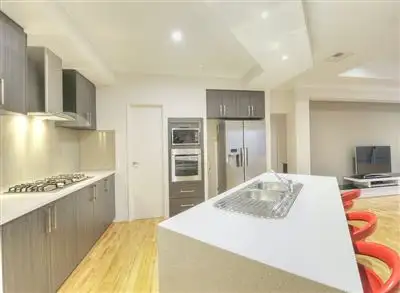 Fifth view of Homely house listing, 10 Endeavour Circle, Wannanup WA 6210