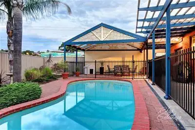 Second view of Homely house listing, 6 Admella Court, Hallett Cove SA 5158