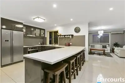 Third view of Homely house listing, 5 Ash Court, Carindale QLD 4152