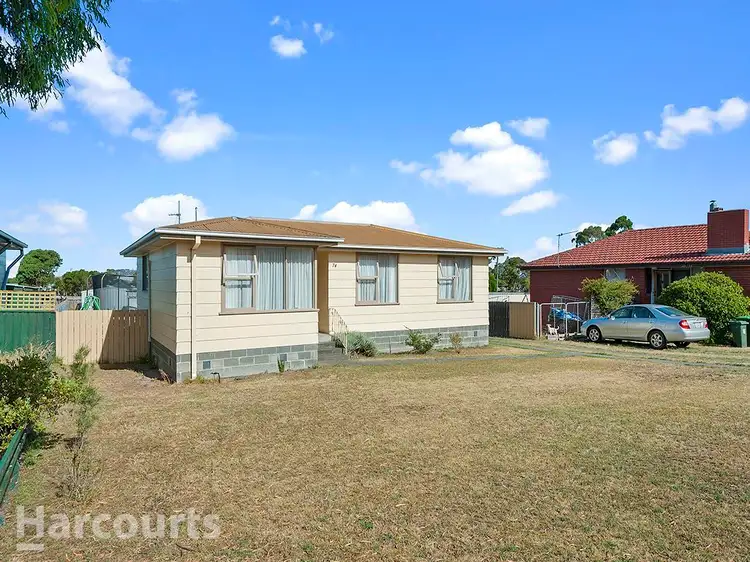 74 Duntroon Drive, Rokeby TAS 7019