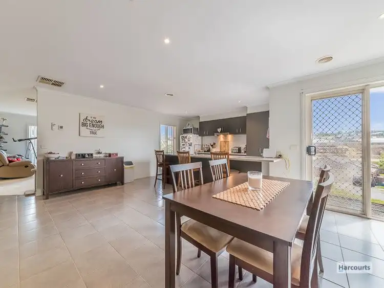 Seventh view of Homely house listing, 39 Nickell Court, Drouin VIC 3818